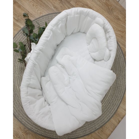 Bettwäsche-Set für ein Korbbett - weiß