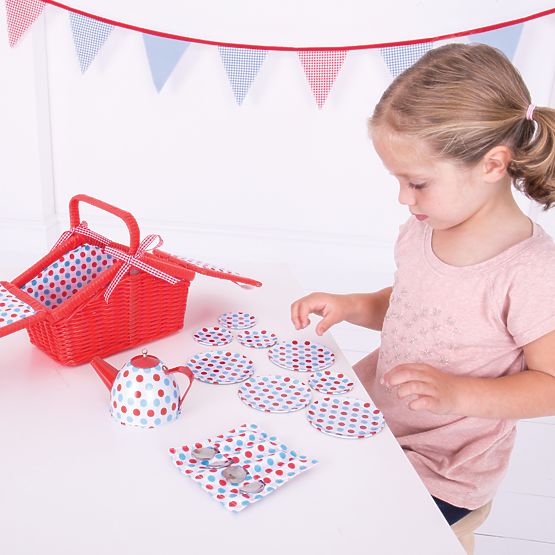 Bigjigs Toys Gepunktetes Teeset im Picknickkorb