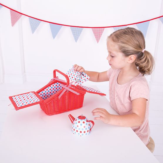 Bigjigs Toys Gepunktetes Teeset im Picknickkorb