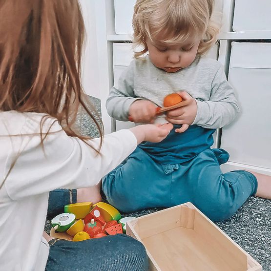 Bigjigs Toys Schneiden von Früchten in einer Kiste