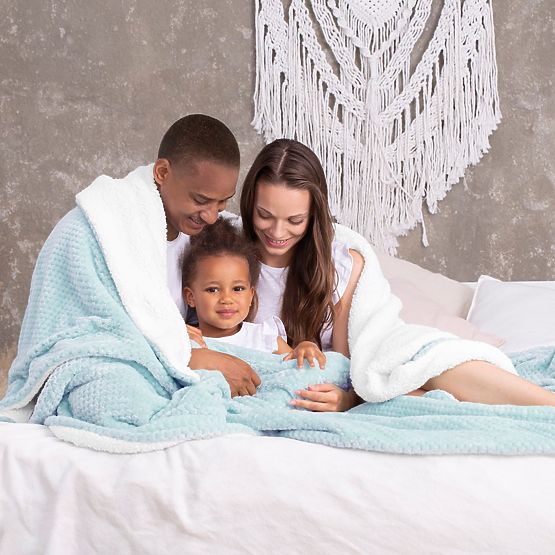 Decke SHLEEPY blau mit Jacquardmuster klassischer Stil 130x180