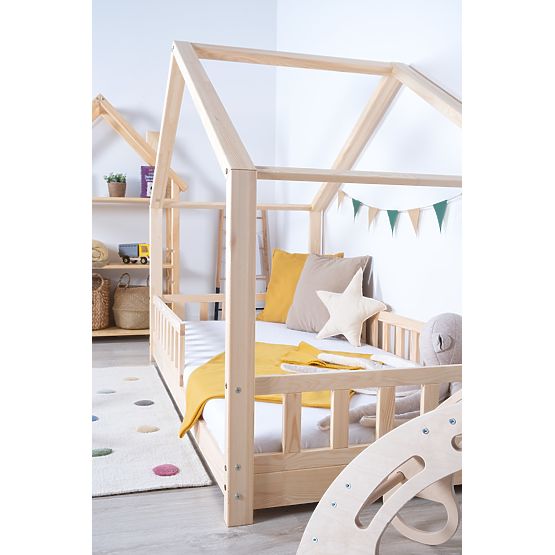 Hausbett mit Rausfallschutz Leola Hip - natur