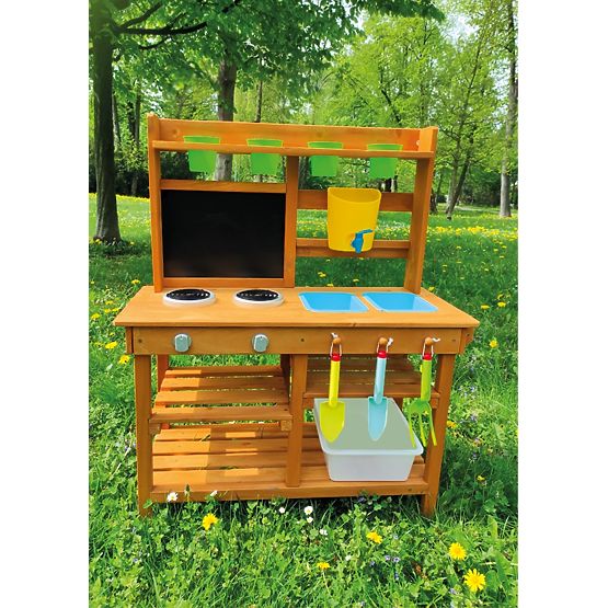 Holzküche für den Garten