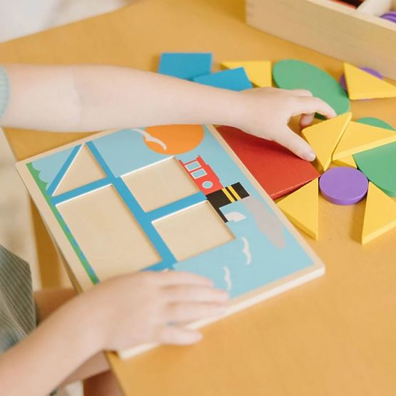 Holzpuzzle - Mosaik - Farben und Formen