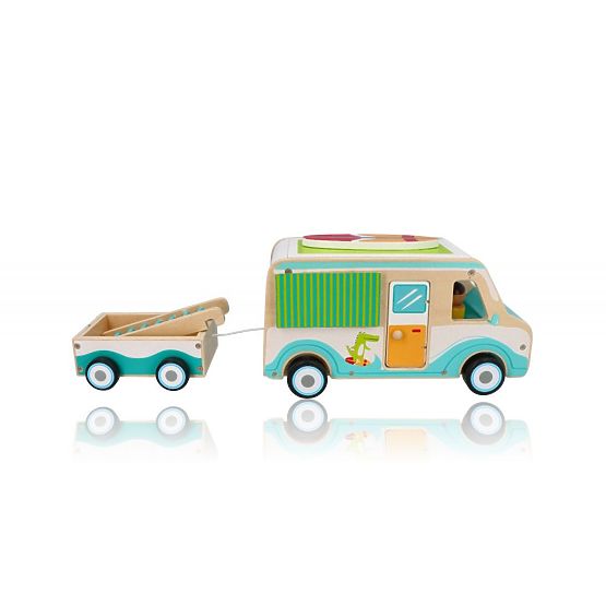 Holzwohnwagen mit Anhänger und Zubehör