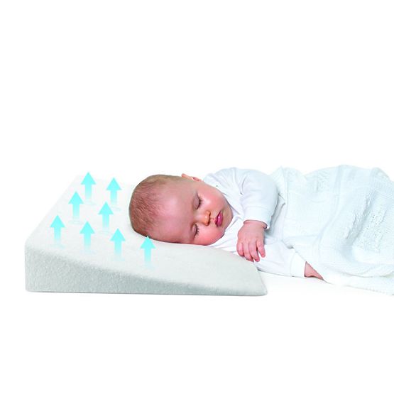 Keil unter den Kopf des Babys