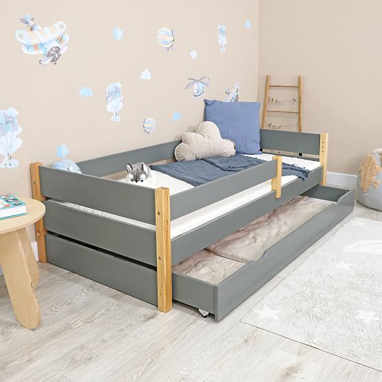 Kinderholzbett Scandie mit Rausfallschutz - grau