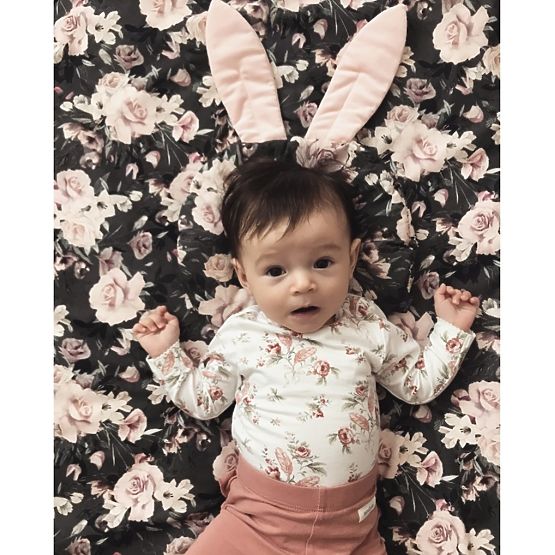 Kissen mit Ohren Nachtblumen