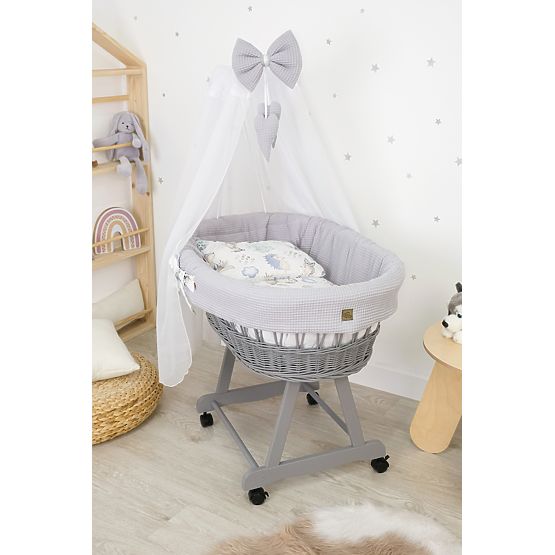 Weidenkörbchen mit Ausstattung für Babys - Igel