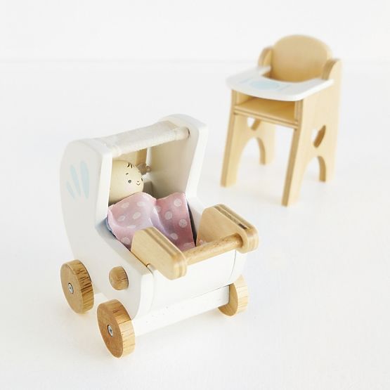 Le Toy Van Set Baby mit Zubehör