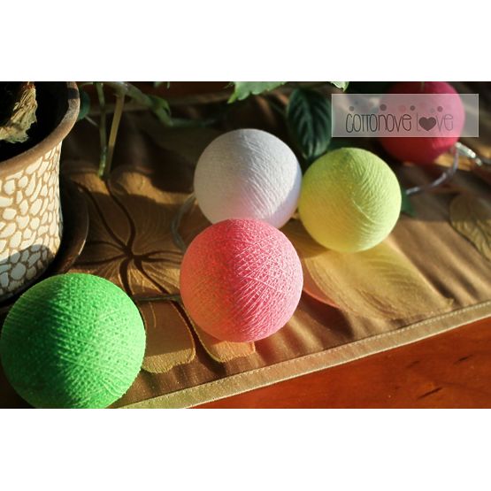 Leuchtende Baumwollkugeln - Candy