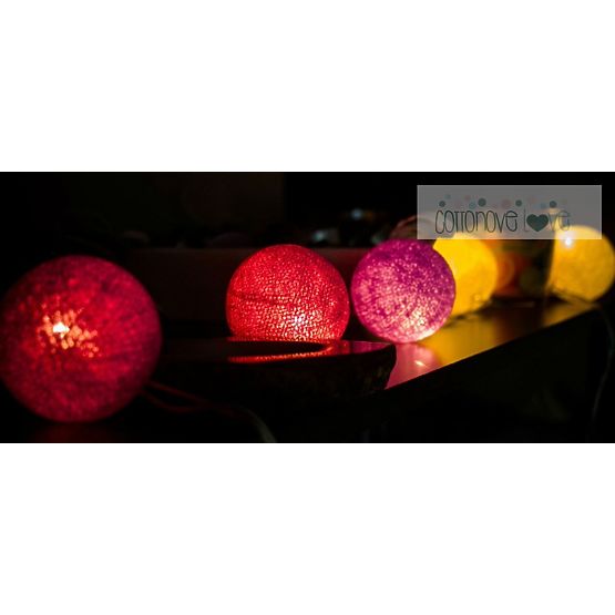 Leuchtende Baumwollkugeln - Krokus