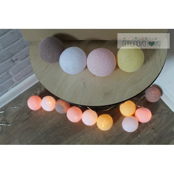 Leuchtende Baumwollkugeln - Zuckerwatte