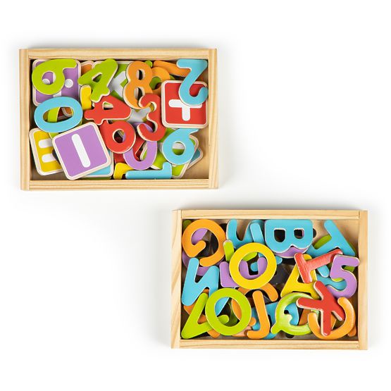 Magnetische Buchstaben und Zahlen
