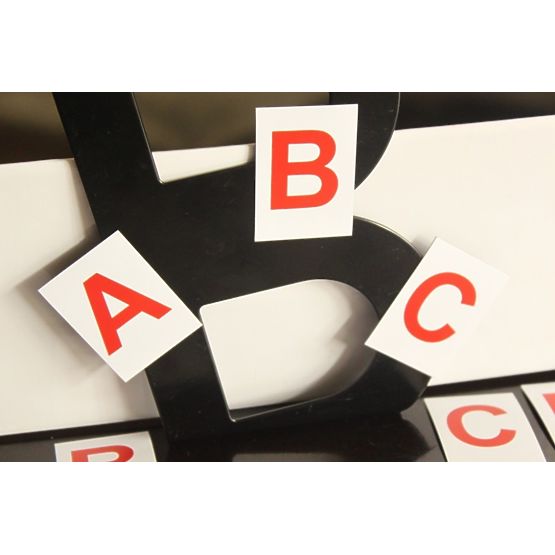 Magnetisches Alphabet - große Buchstaben