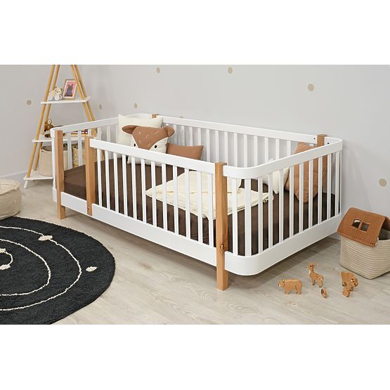 Kinder Montessori Bett Kate aus Buche - weiß