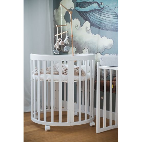 Ovales mitwachsendes Babybett Ruby 7in1 - weiß