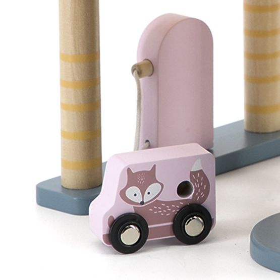Parkplatz mit Tieren Polar B