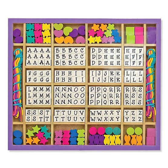 Perlenset mit Buchstaben