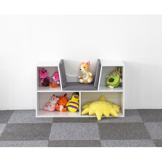 Regal mit Sitzfläche für Kinder