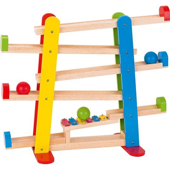Eine riesige Kugelbahn mit einem Xylophon