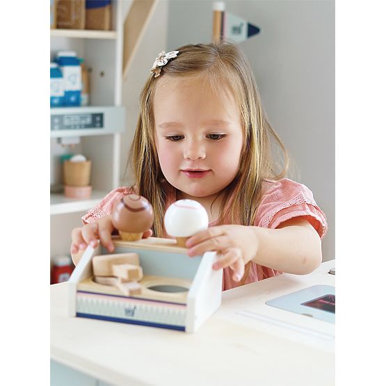 small foot Eistheke Fresh