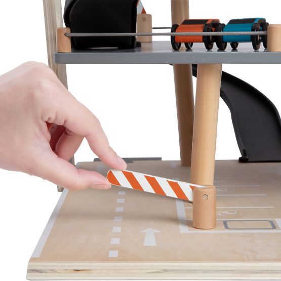 small foot Holz-Rennparkhaus