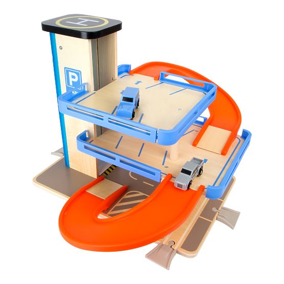 small foot Holzparkhaus mit Aufzug