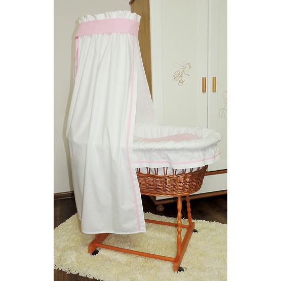 Stubenwagen mit rosa Bettwäsche