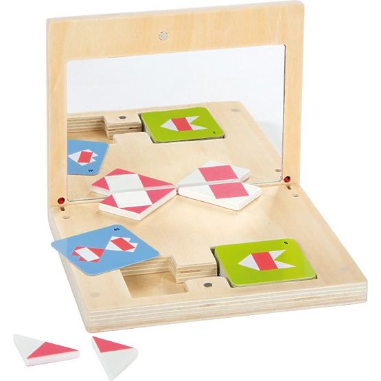 Symmetrisches Puzzle mit Spiegel