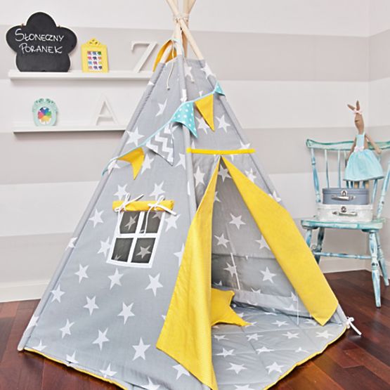 Tipi Sonniger Morgen