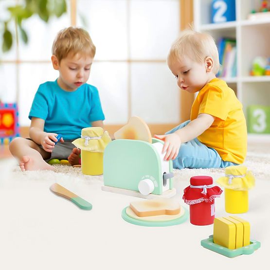 Toaster aus Holz mit Zubehör
