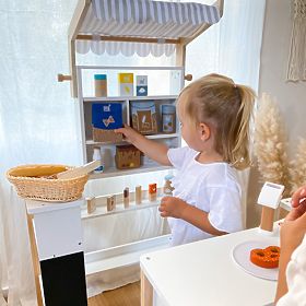 small foot Holzverkaufsstand Fresh