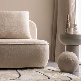 Sofa mit Schlaffunktion und Stauraum Bella hellbeige, Bouclé